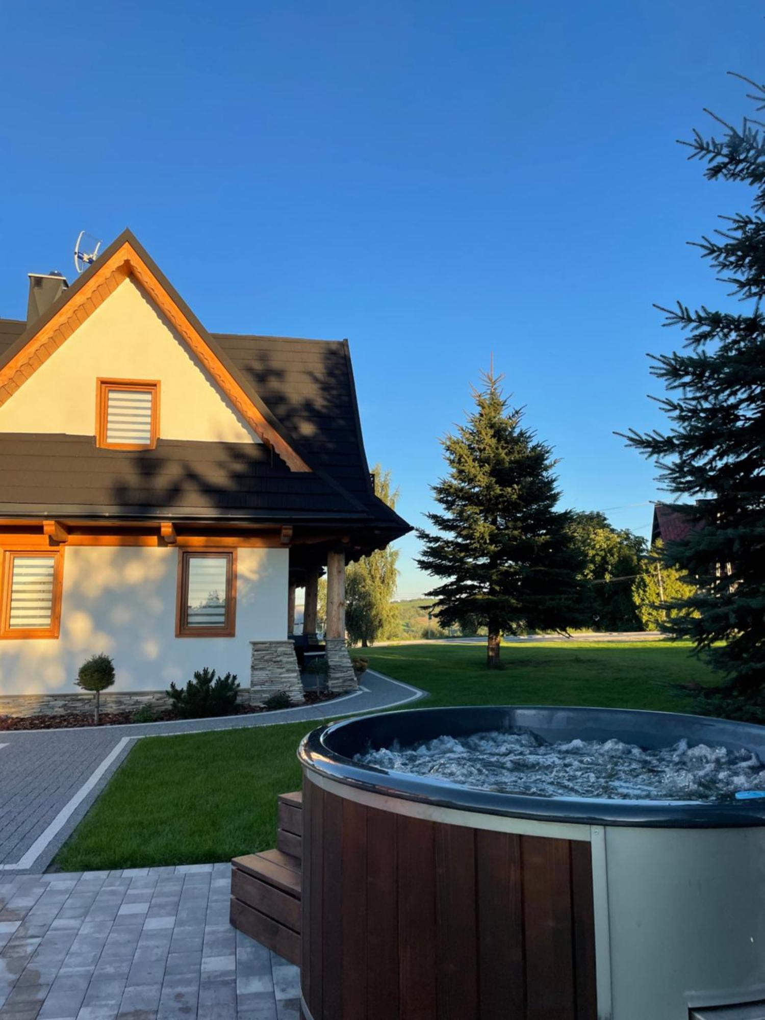 Stylove Domki Banska Nizna Domki Z Jacuzzi Bagian luar foto